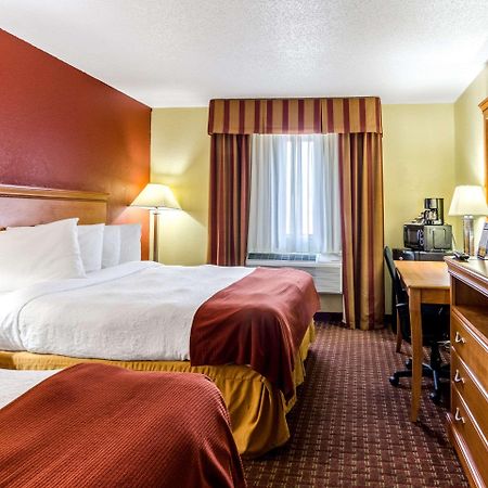 Rodeway Inn & Suites Jacksonville Near Camp Lejeune Exterior foto